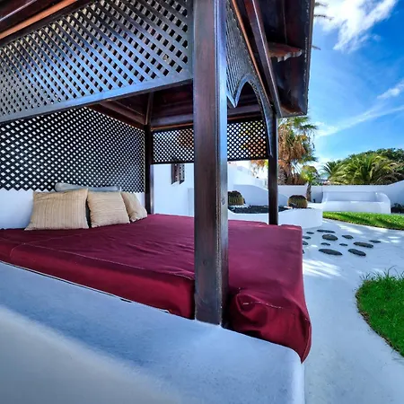 Villa Picasso Private Pool Playa Blanca  Exterior photo